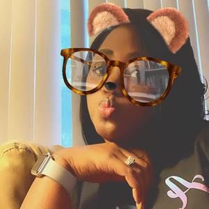 Meet your Posher, Gwen